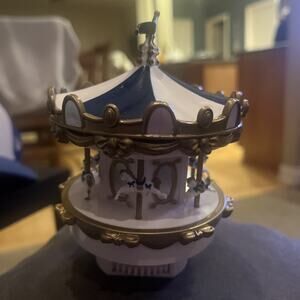 1997 Trendmasters Christmas Magic Winter Wonderland Part: CAROUSEL